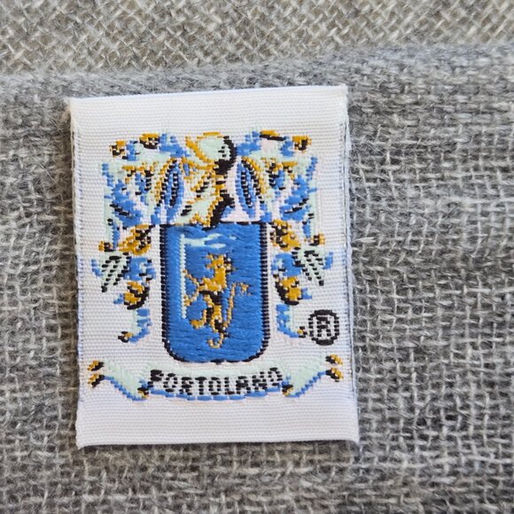 NWOT Portolano Grey with Navy Stripes Woven Cashmere - Picture 4 of 9